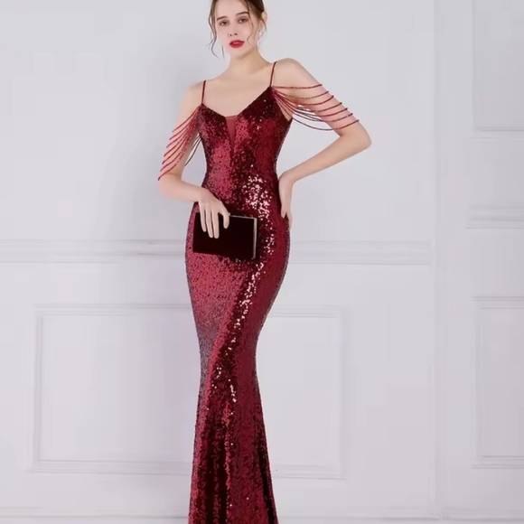Gllamorous Wine Sequin Backless Dress - Picture 6 of 13